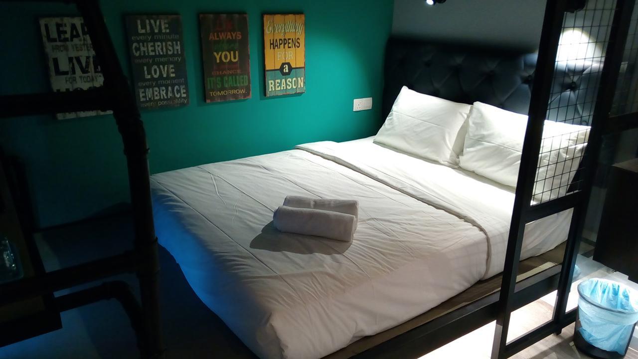Tube Hotel Klebang Melaka Экстерьер фото