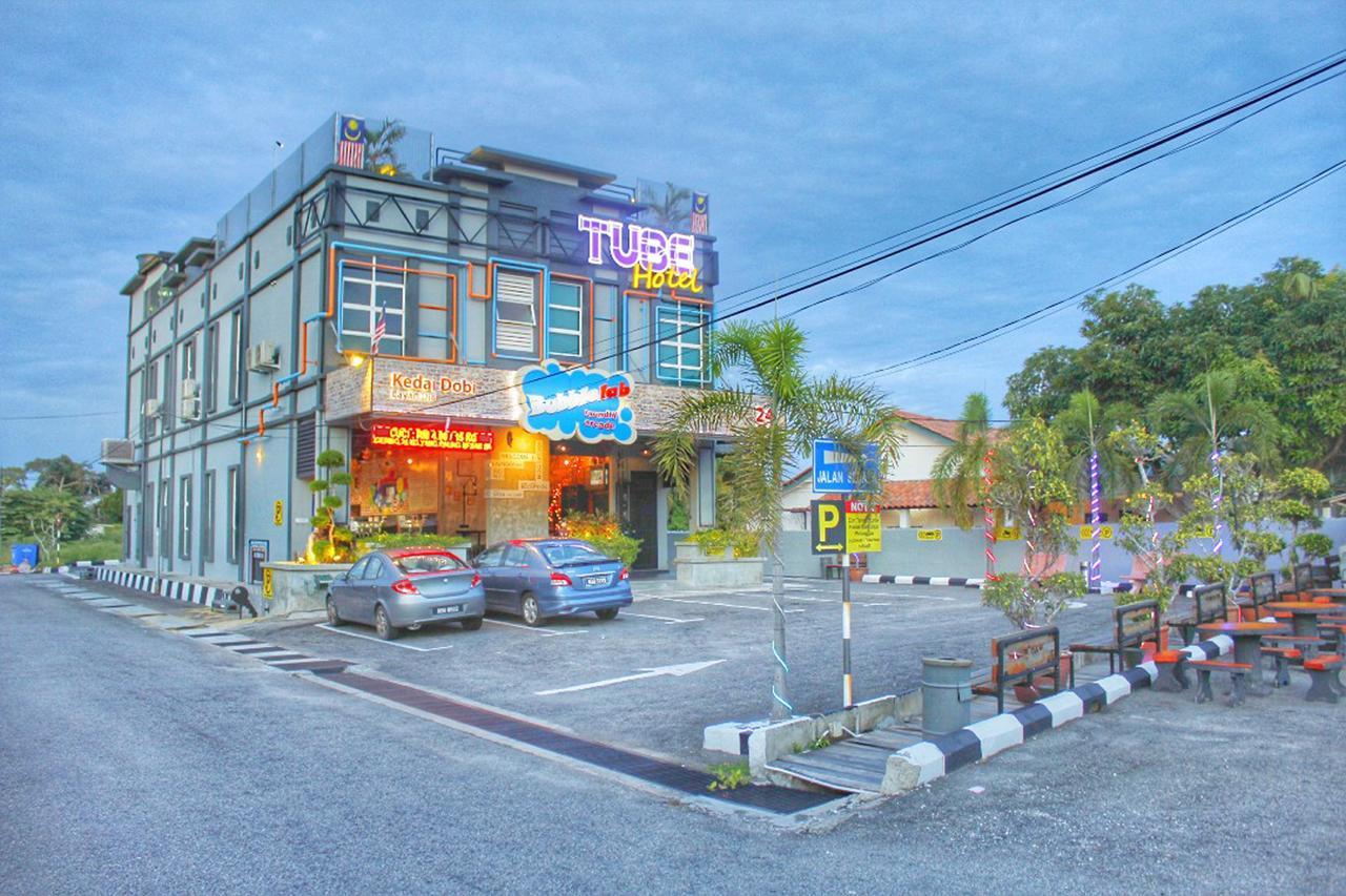 Tube Hotel Klebang Melaka Экстерьер фото